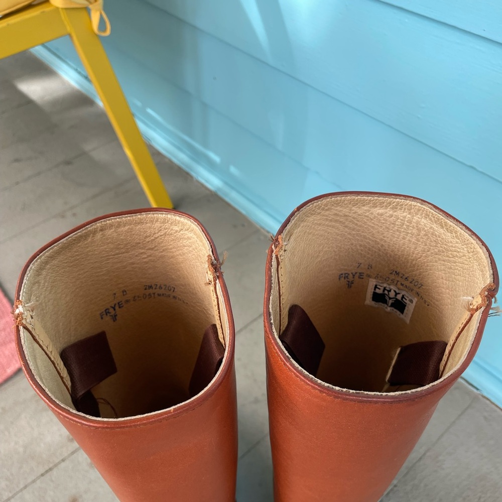 Frye Women's Tan Leather Heeled Boots - Picture 6 of 6